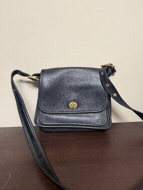 Vintage Coach Rambler's Legacy Shoulder Bag 9061 in Black Glovetanned Leather